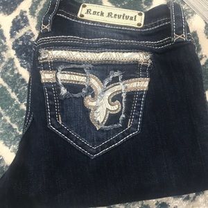 Rock Revival Easy Crop